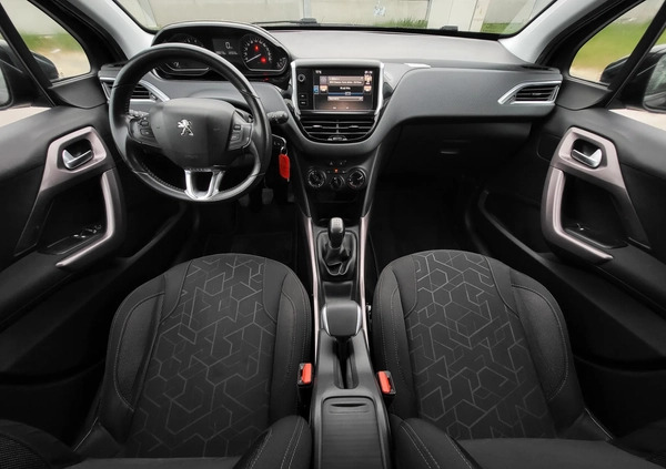 Peugeot 2008 cena 32900 przebieg: 130000, rok produkcji 2016 z Kock małe 232